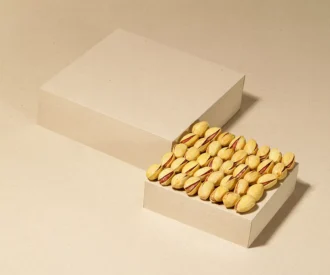 پسته اکبری شور زعفرانی