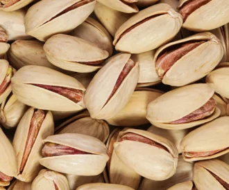 پسته احمد آقایی خام