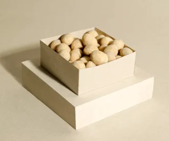 بادام زمینی روکش دار دودی